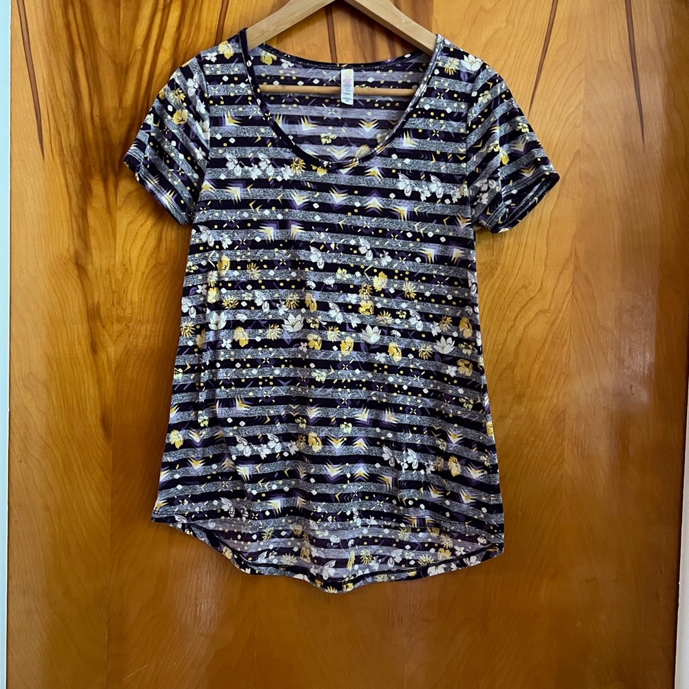 Lularoe shirt